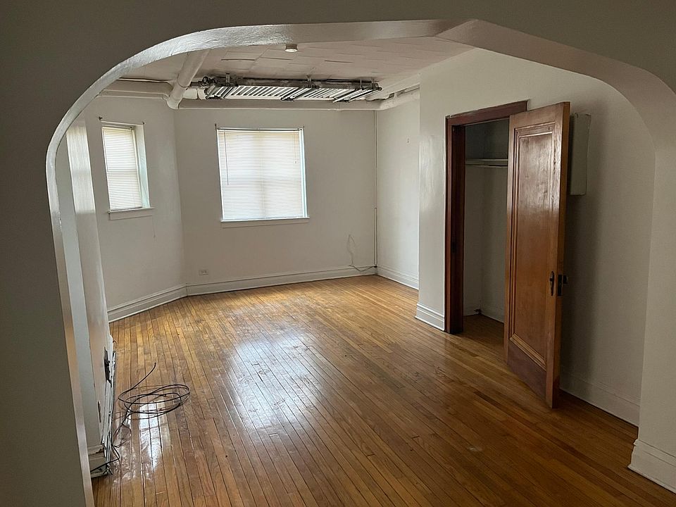 1st image of 2039 W Garfield Blvd APT 1