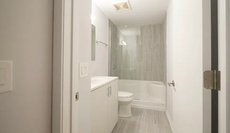 176 N Wells St — Photo 3