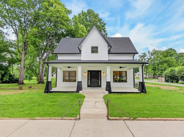 102 Cowan St W, Cowan, TN 37318