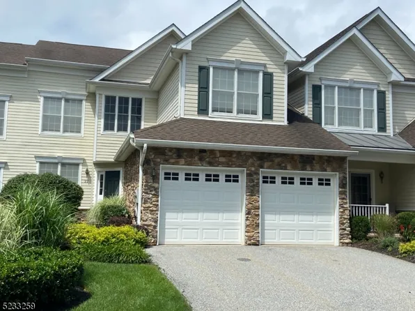 22 Briar Ct, Hardyston Twp., NJ 07419