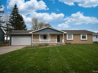 4396 Van Vleet Rd, Swartz Creek, MI 48473