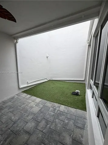6440 NW 103rd Psge #6440 — Photo 6