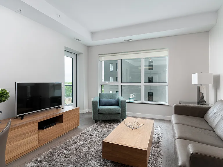 1167 Rothesay St — Photo 14