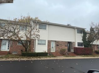 1902 E Thirteen Mile Rd #9, Madison Heights, MI 48071