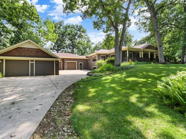 4525 Silverwood DRIVE, Delavan, WI 53115