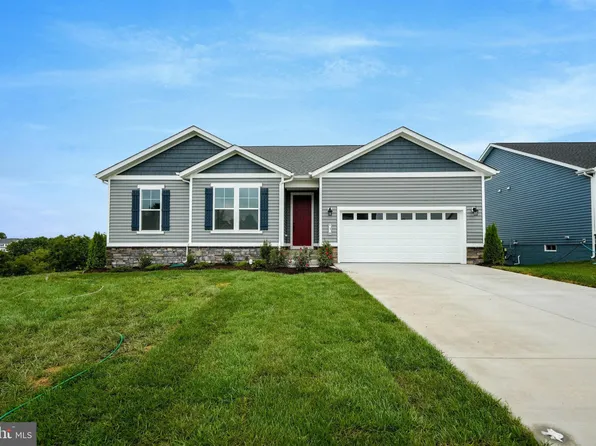 134 Triangle Ct, Winchester, VA 22602