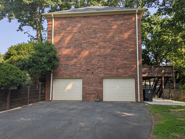 2251 Nettlebrook Dr — Photo 24