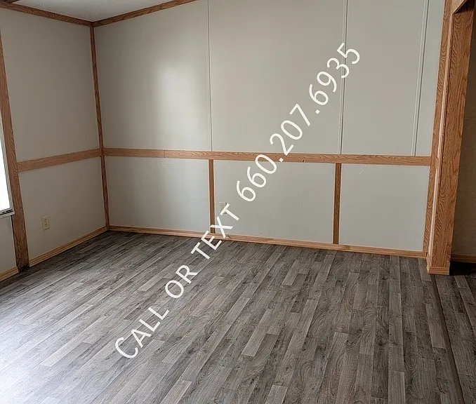913 N Taylorville Blvd #32 — Photo 6
