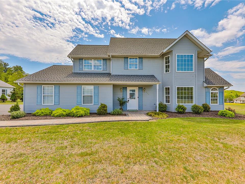 1st image of 209 Terrace Dr