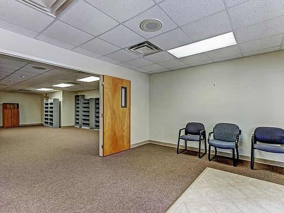 3rd image of 4870 N Highway 19a