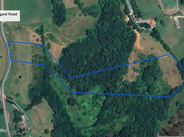 Bogard Rd, Newport, TN 37821