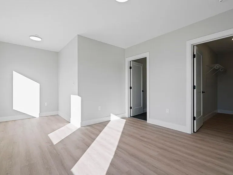 25 2nd St #403 — Photo 13