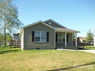 114 Vine St, Stanton, KY 40380