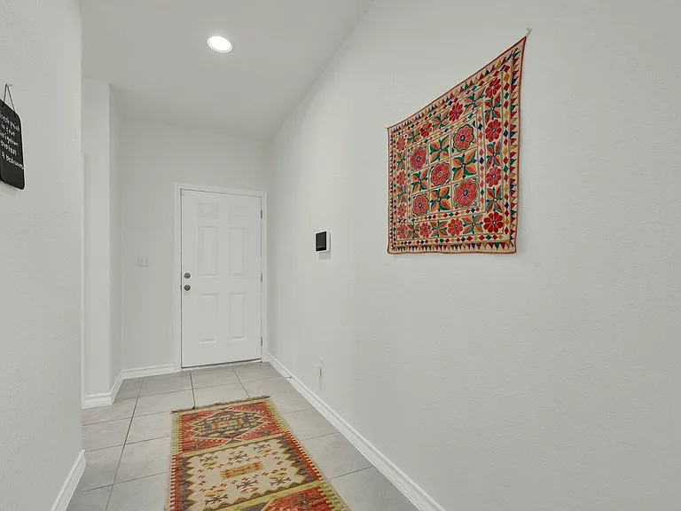216 Mary Max Cir — Photo 24