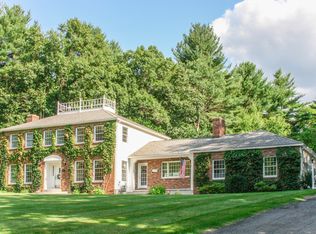 11 Horseshoe Ln, Wilbraham, MA 01095