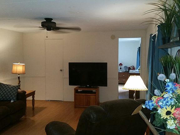 3rd image of 17 N Sunset Dr