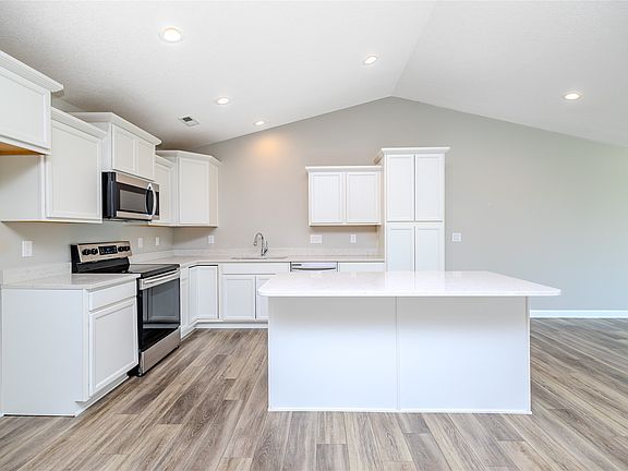 3rd image of 5834 SE 22nd Ct
