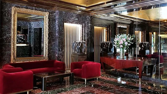 Rented by Domus Realty | media 8