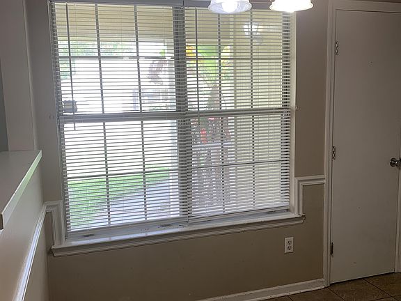 2nd image of 920 Mandarin Dr #920