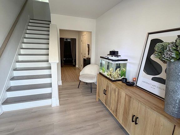 4th image of 10510 Hinton Way
