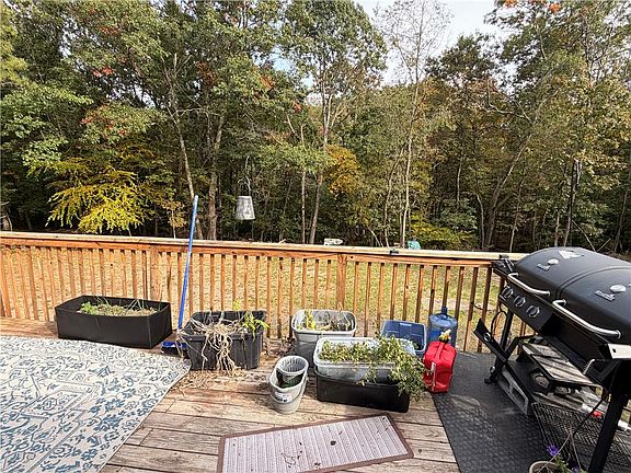 2nd image of 478 Seese Hill Rd