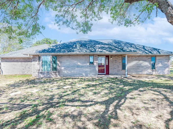 491 State Highway 97, Floresville, TX 78114