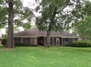 2145 Chevy Chase Ln, Beaumont, TX 77706
