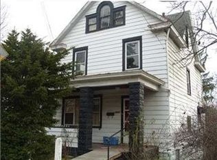 2413 Palm Beach Ave, Pittsburgh, PA