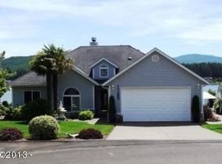 1150 NE Lake Dr, Lincoln City, OR 97367