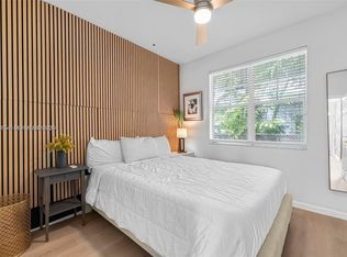 822 Lenox Ave APT 4, Miami Beach, FL 33139