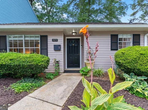 323 Cabaret Ct SW, Marietta, GA 30064