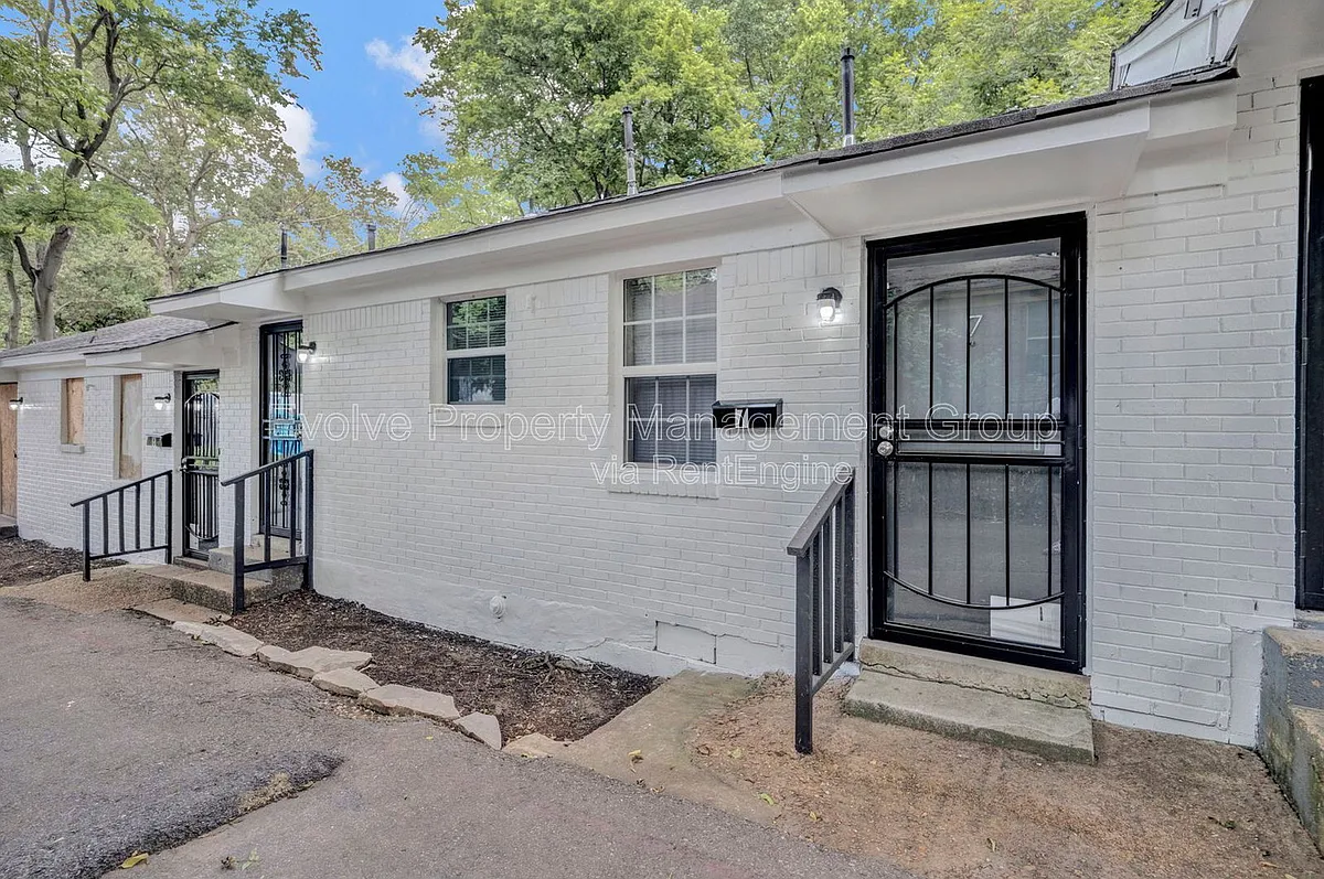 Building Photo - 2966 Yale Ave #7
