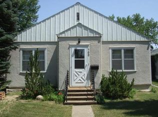 700 3rd Ave W, Lemmon, SD 57638