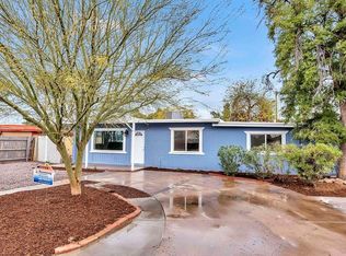 2818 E Pinchot Ave, Phoenix, AZ 85016