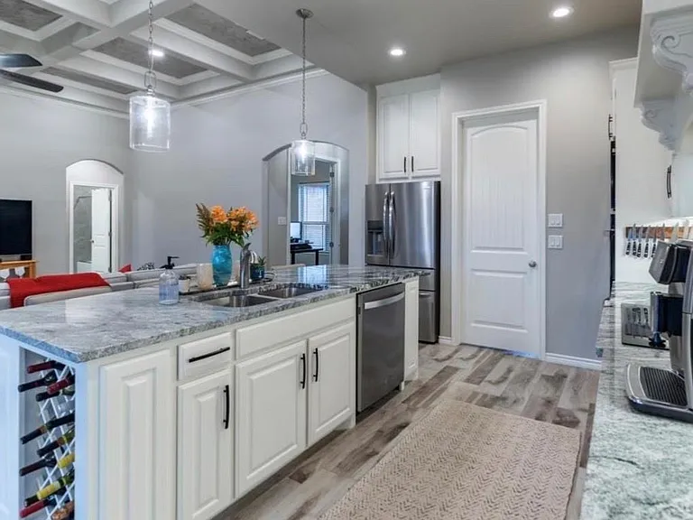 6611 Pinehurst Dr — Photo 6