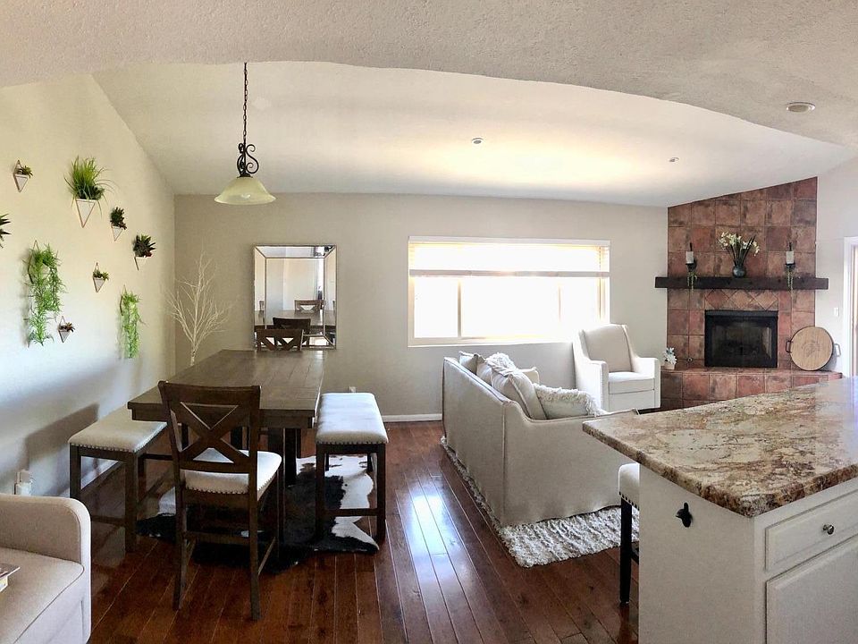 Spacious Great Room
