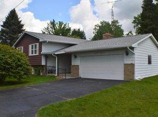 10056 Sheridan Rd, Montrose, MI 48457