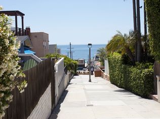 426 30th St, Hermosa Beach, CA 90254