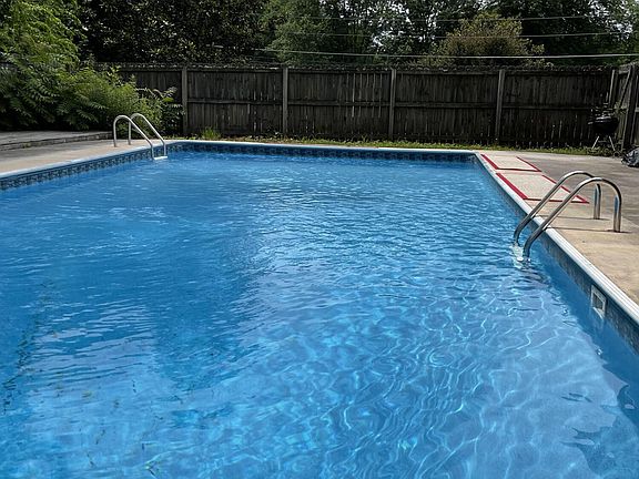 3rd image of 8400 San Marcos Dr