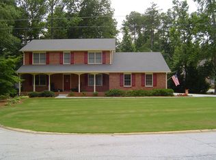 1273 Shadowlawn Dr NE, Conyers, GA 30012