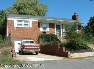 1834 Clayton Dr, Oxon Hill, MD 20745