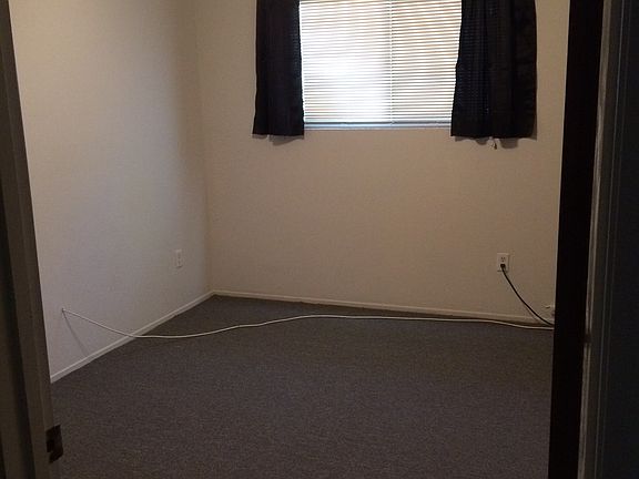 3rd image of 2435 Huston St
