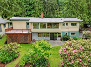 821 Chuckanut Dr, Bellingham, WA 98229