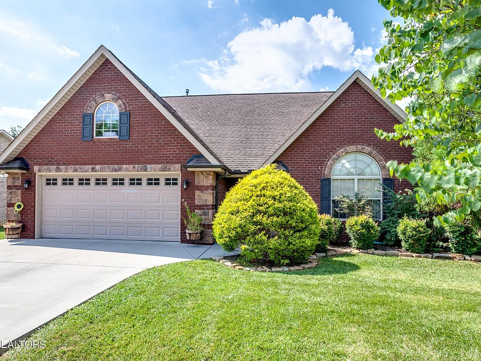 1st image of 4529 Waldon Pond Ln