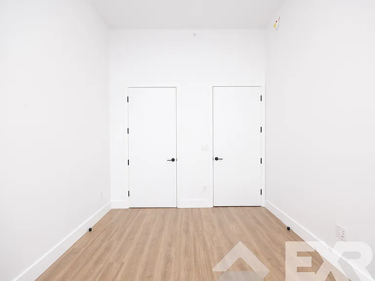 2230 Cropsey Ave #2903 — Photo 8