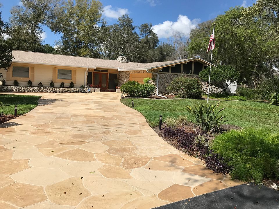 1st image of 818 Stanberry Dr