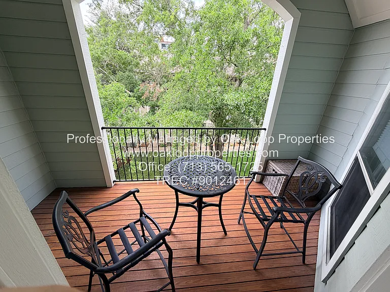 1253 W 17th St — Photo 15