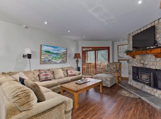 Aspen Creek, Mammoth Lakes, CA 93546