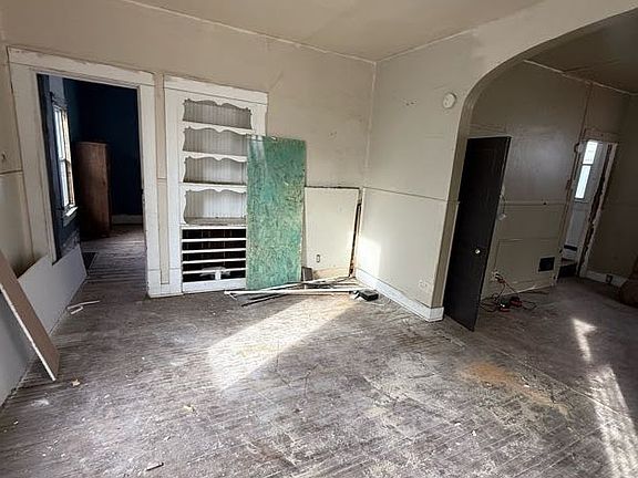 4th image of 1755 N Monroe St