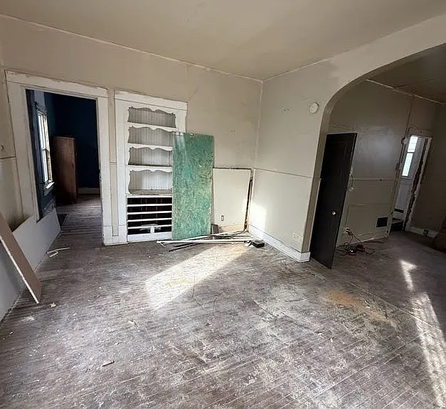 1755 N Monroe St — Photo 4